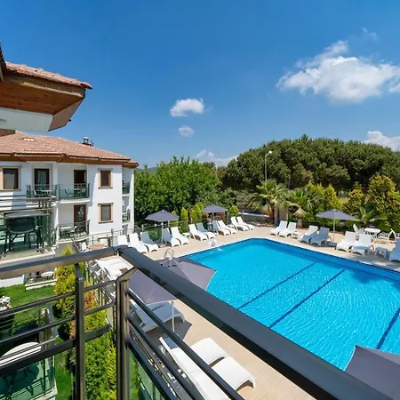 Hotel Qualia *